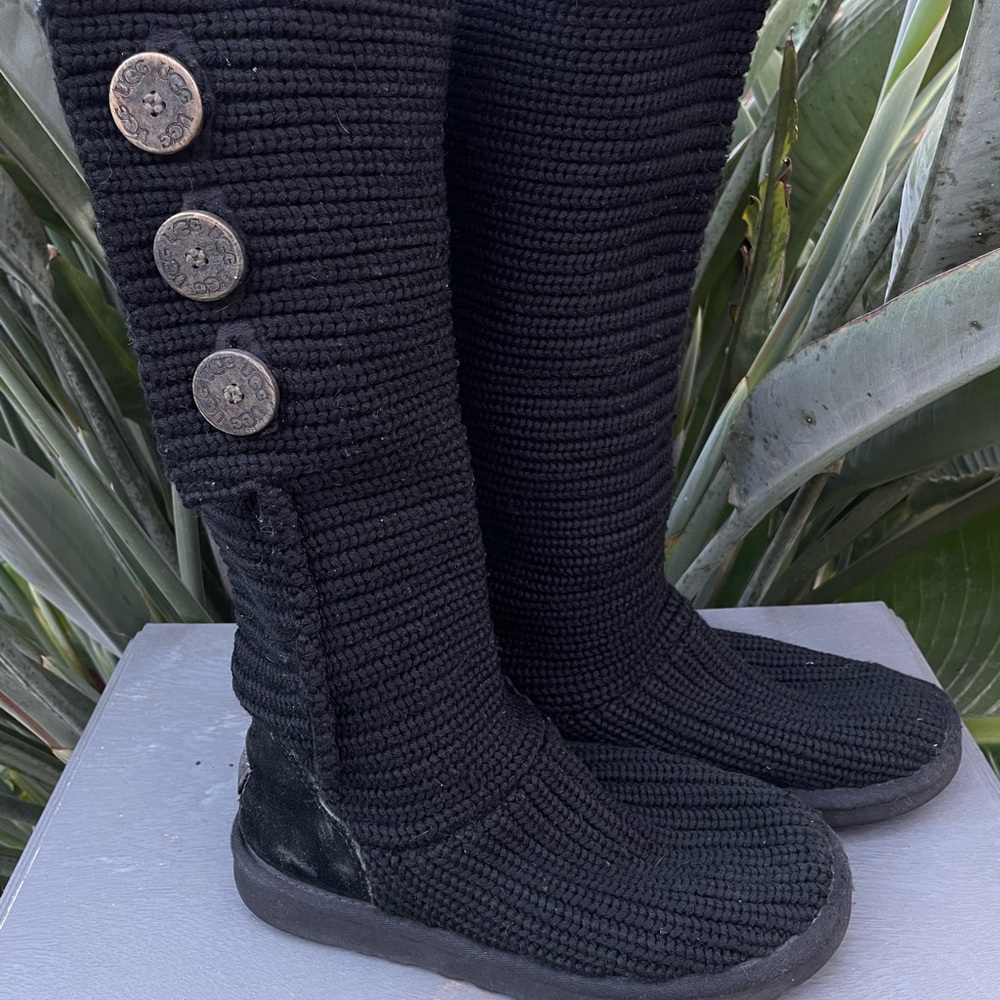 Ugg Knit Cardy Boots Women’s Size 7
